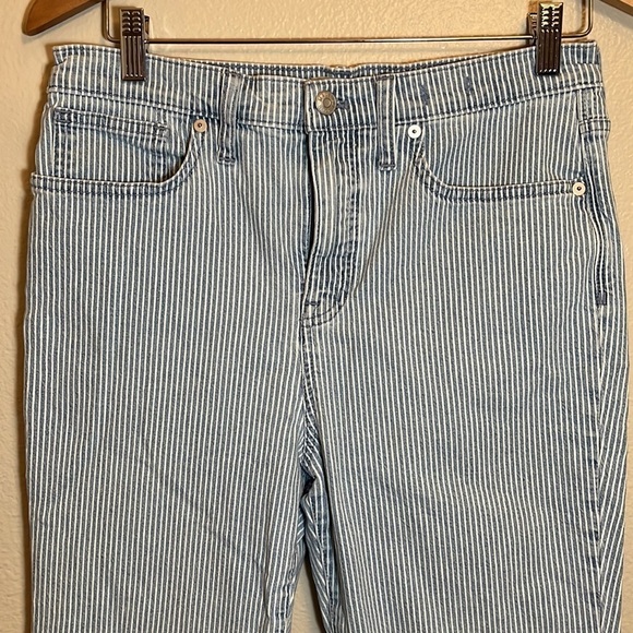 MADEWELL 10” High Rise Skinny Crop Jeans - Picture 4 of 16